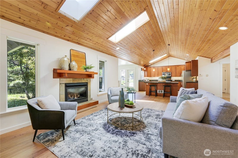 22 Pebble Lane
