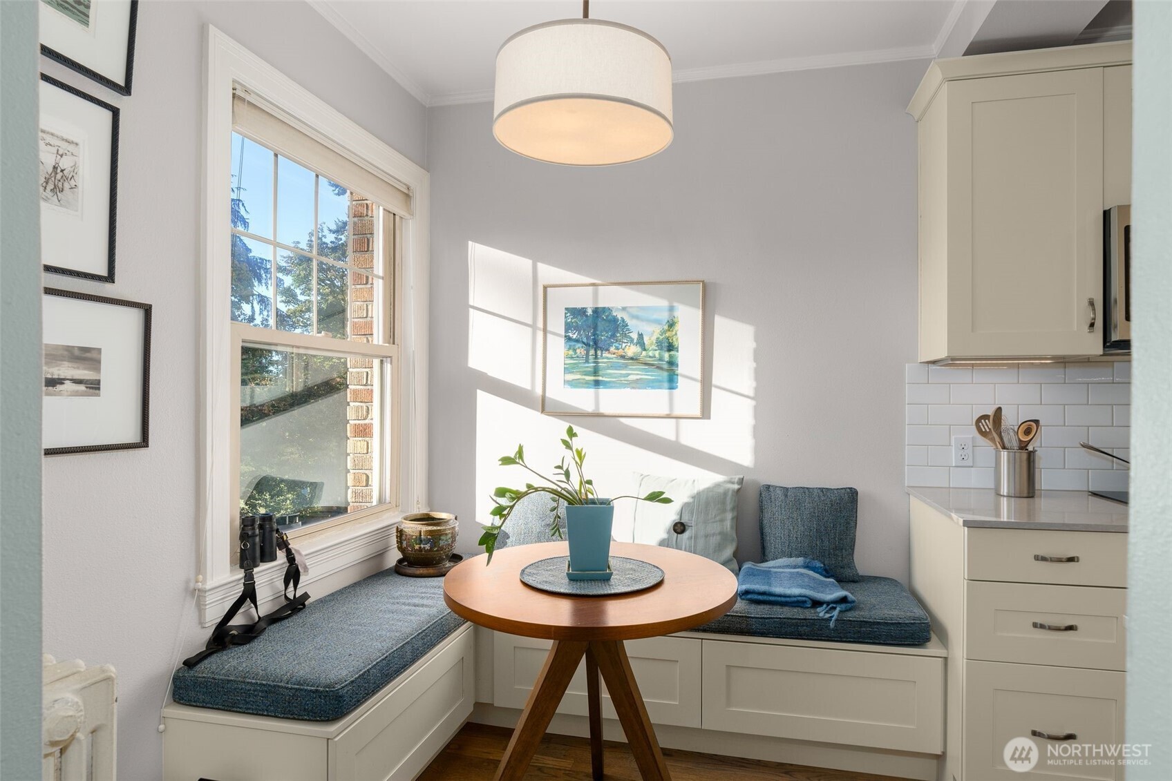 5810 Cowen Place NE 202