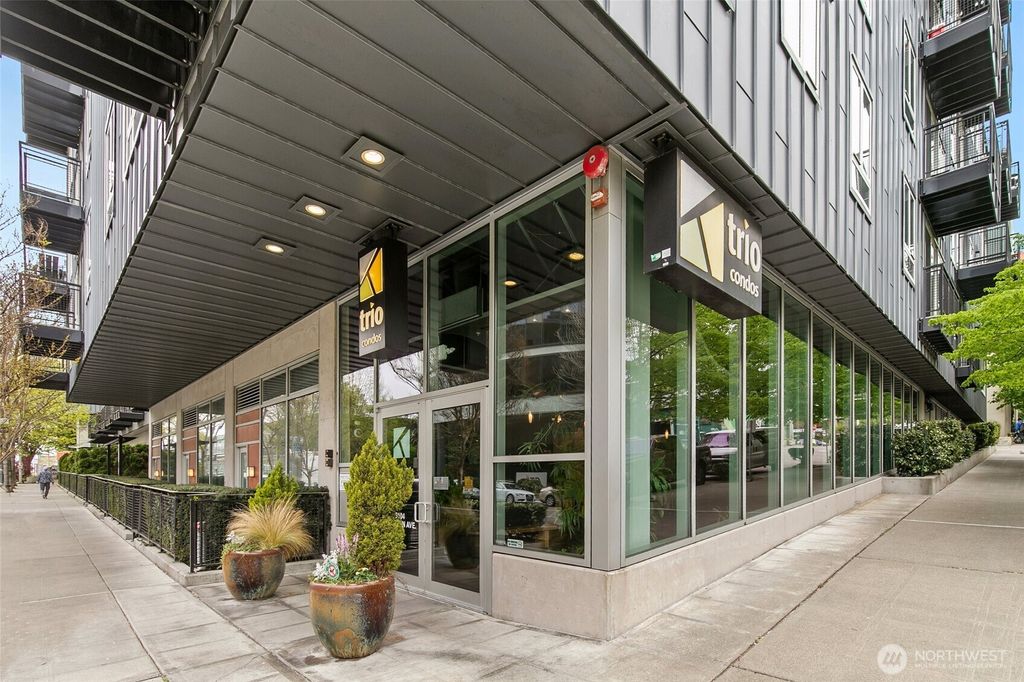 Photo of 3104 Western Avenue #218, Seattle, WA 98121 (MLS # 2509637)