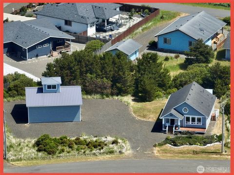 Photo of 486 Winlock Street, Ocean Shores, WA 98569 (MLS # 2387705)