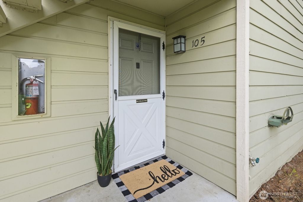 Photo of 5506 220th Street SW #A-105, Mountlake Terrace, WA 98043 (MLS # 2482727)