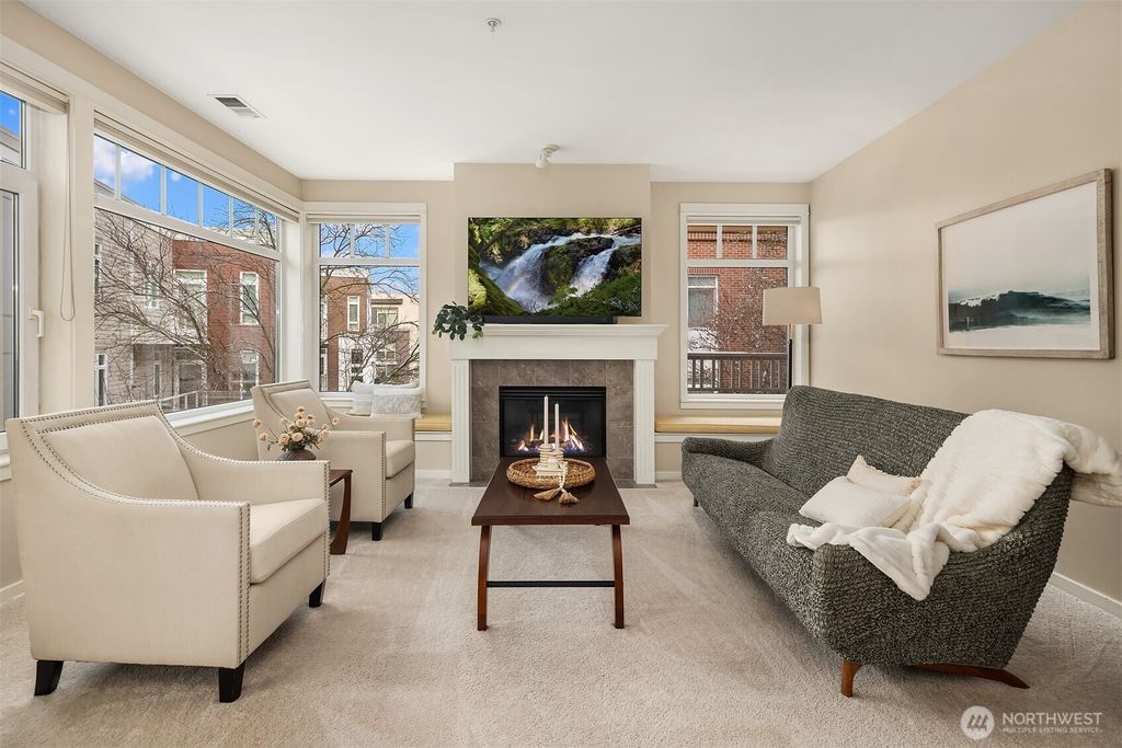 Photo of 109 2nd Street S #237, Kirkland, WA 98033 (MLS # 2355055)