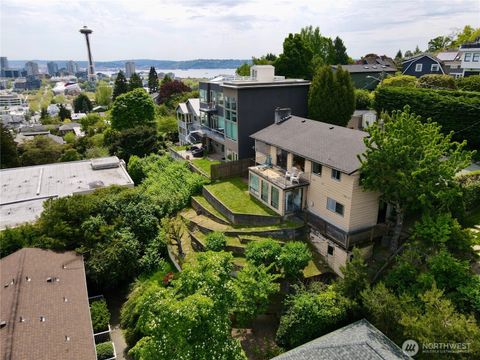 Photo of 438 Comstock Place, Seattle, WA 98109 (MLS # 2523831)