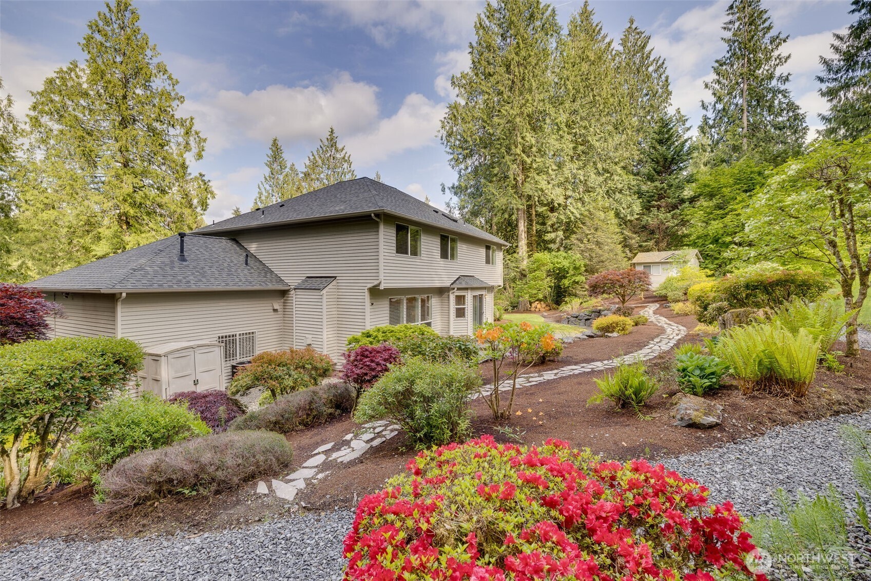 3504 107th Drive SE