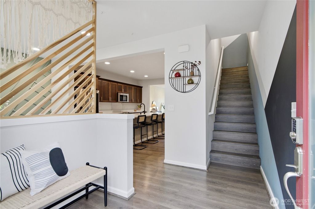 Photo of 13145 S 83rd Lane #9.3, Seattle, WA 98178 (MLS # 2497890)