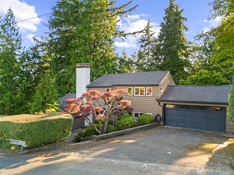 Photo of 1255 Bel Aire, Aberdeen, WA 98520 (MLS # 2557403)