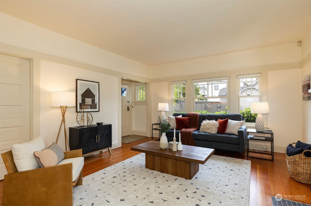 Photo of 1115 N 40th Street, Seattle, WA 98103 (MLS # 2239927)