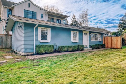 Photo of 2405 63rd Avenue SE, Mercer Island, WA 98040 (MLS # 2487070)