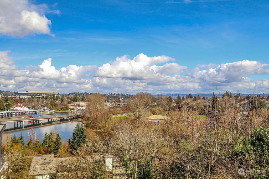 Photo of 2340 Delmar Drive E, Seattle, WA 98102 (MLS # 2211028)