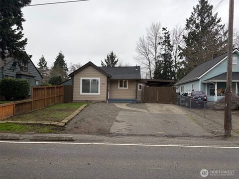 809 8th Street NE Auburn WA 98002