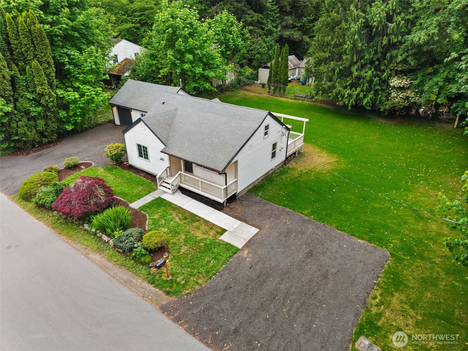 2001 Karen Frazier Road SE