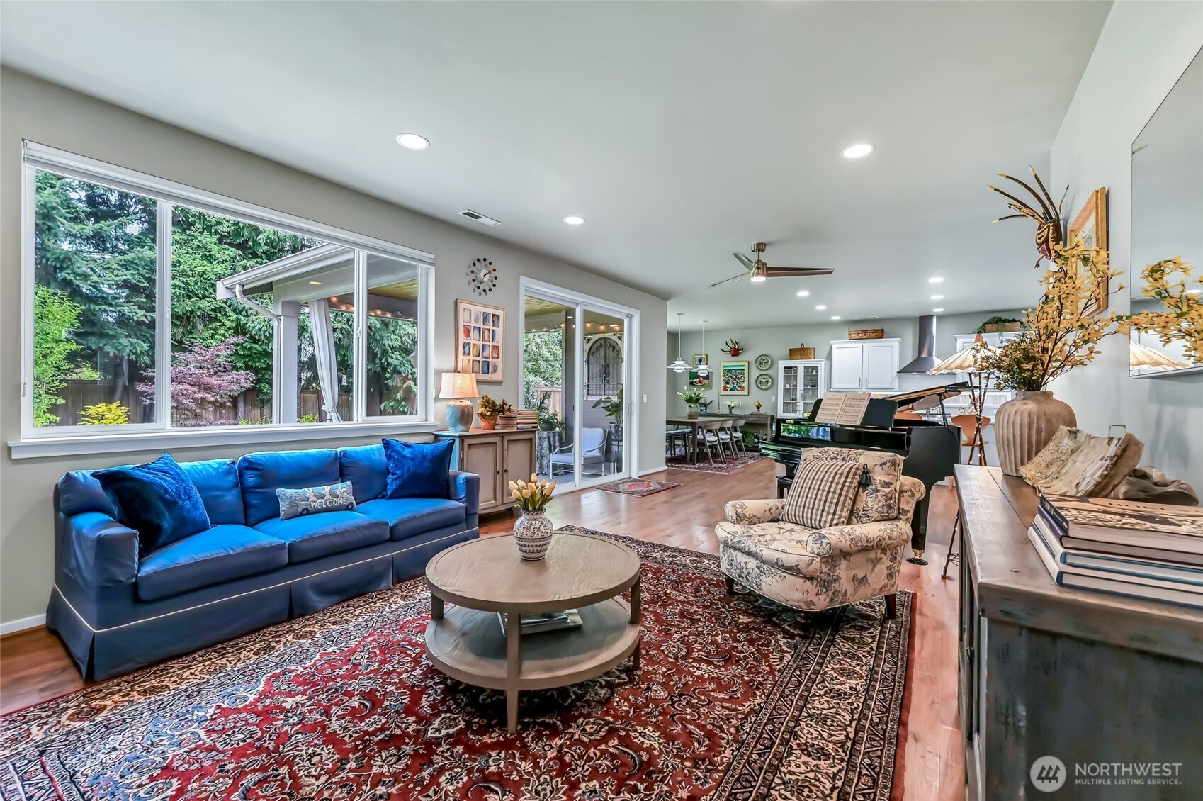 502 S 187th Lane