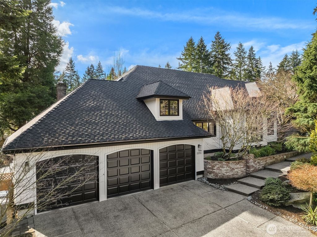 Photo of 3370 126th Avenue NE, Bellevue, WA 98005 (MLS # 2341008)