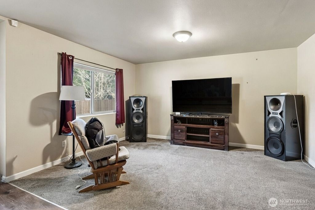 Photo of 2315 SE Kelby Circle, Port Orchard, WA 98366 (MLS # 2470970)