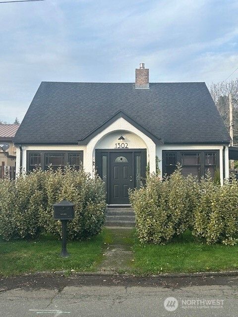 Photo of 1302 W 5th Street, Aberdeen, WA 98520 (MLS # 2457291)