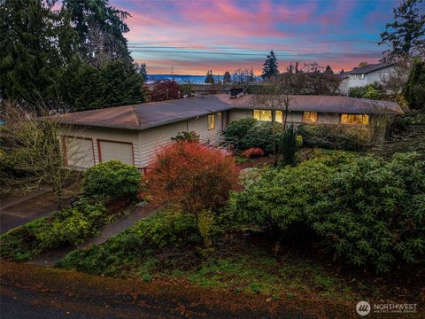824 S 296th Place Federal Way WA 98003