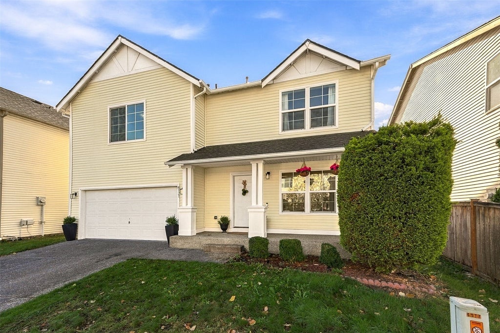 Photo of 4121 S 331st Place, Federal Way, WA 98023 (MLS # 2597503)