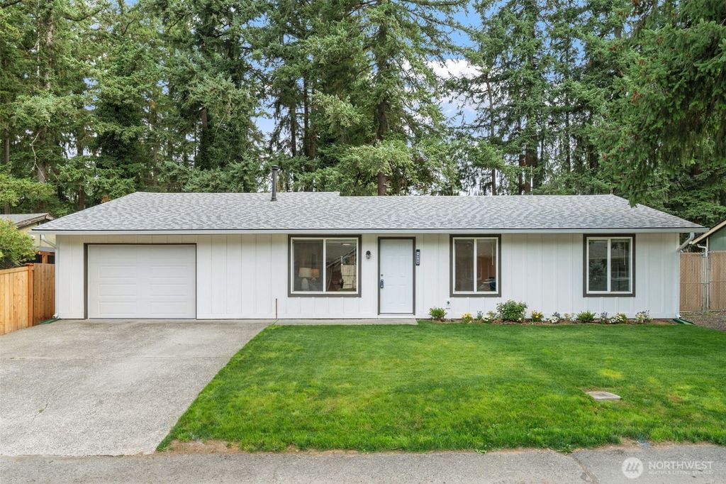 Photo of 19708 SE 261st Street, Covington, WA 98042 (MLS # 2431288)