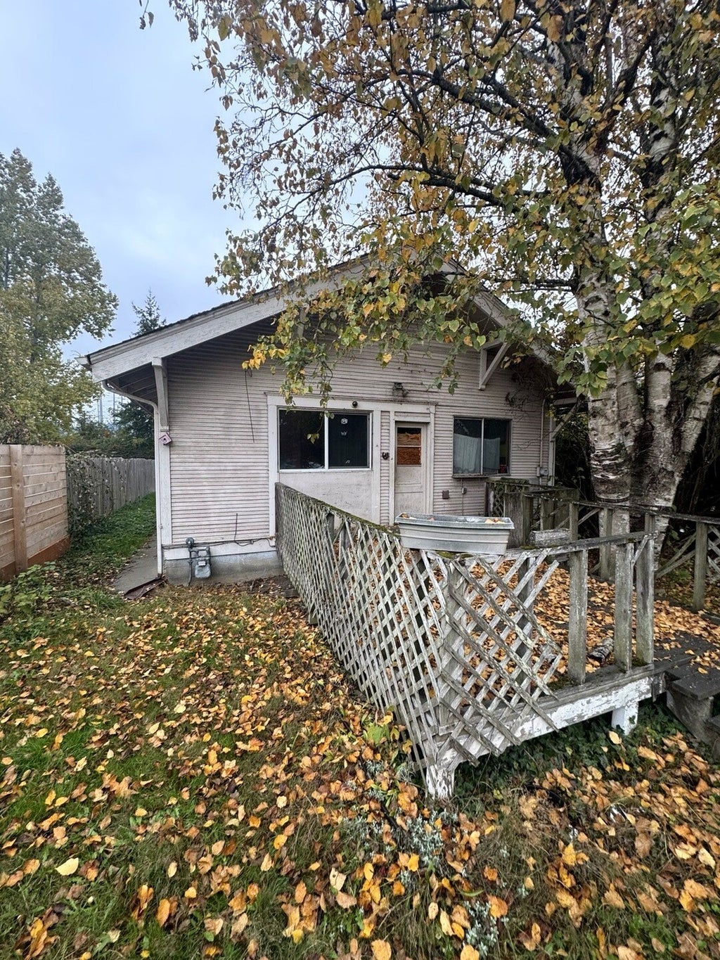 Photo of 2231 Lincoln Street, Bellingham, WA 98225 (MLS # 2598609)