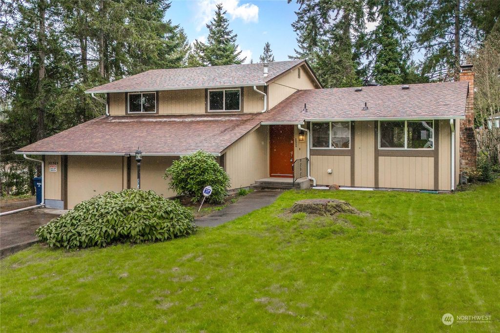 Photo of 32349 9th Avenue S, Federal Way, WA 98003 (MLS # 2214697)