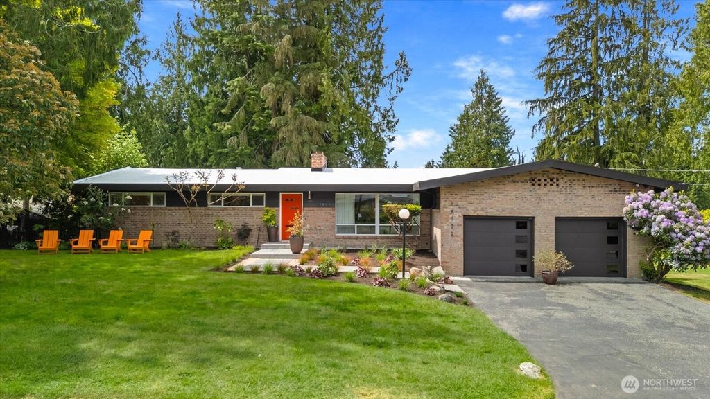Photo of 18722 84th Avenue W, Edmonds, WA 98026 (MLS # 2521616)