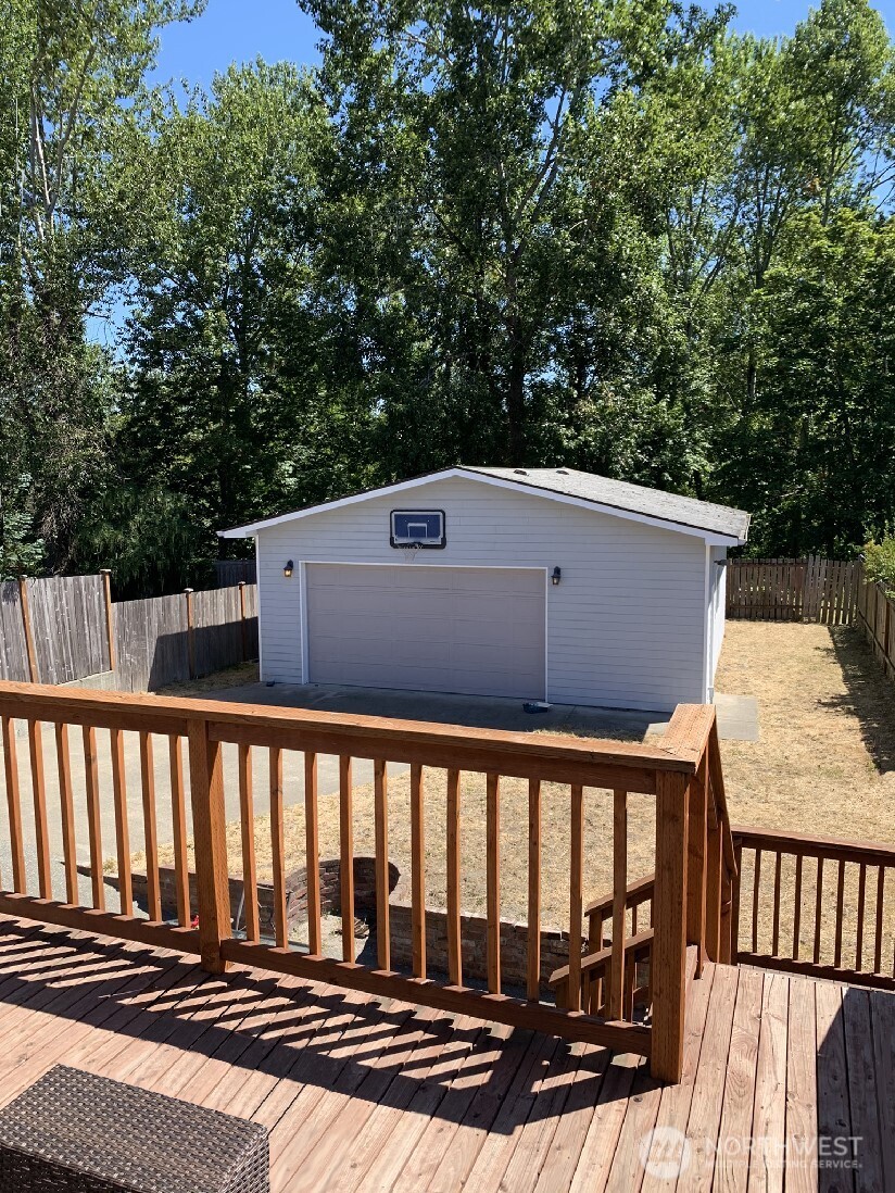 Seattle, Washington 98106, United States, 4 Bedrooms Bedrooms, ,2 BathroomsBathrooms,Residential,Active,169532