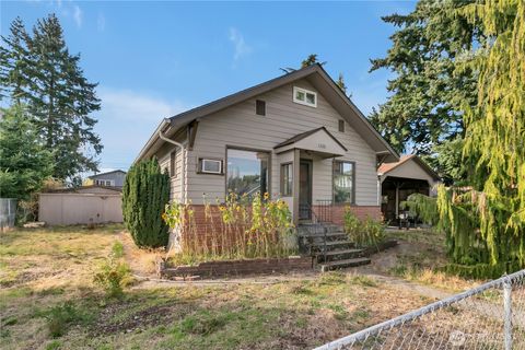 7226 S Oakes Street Tacoma WA 98409