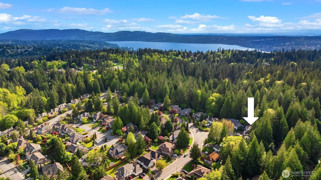 Photo of 21600 NE 22nd Court, Sammamish, WA 98074 (MLS # 2368081)