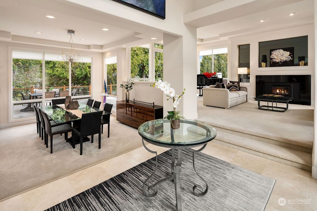 Photo of 18206 NW Montreux Drive, Issaquah, WA 98027 (MLS # 2043405)