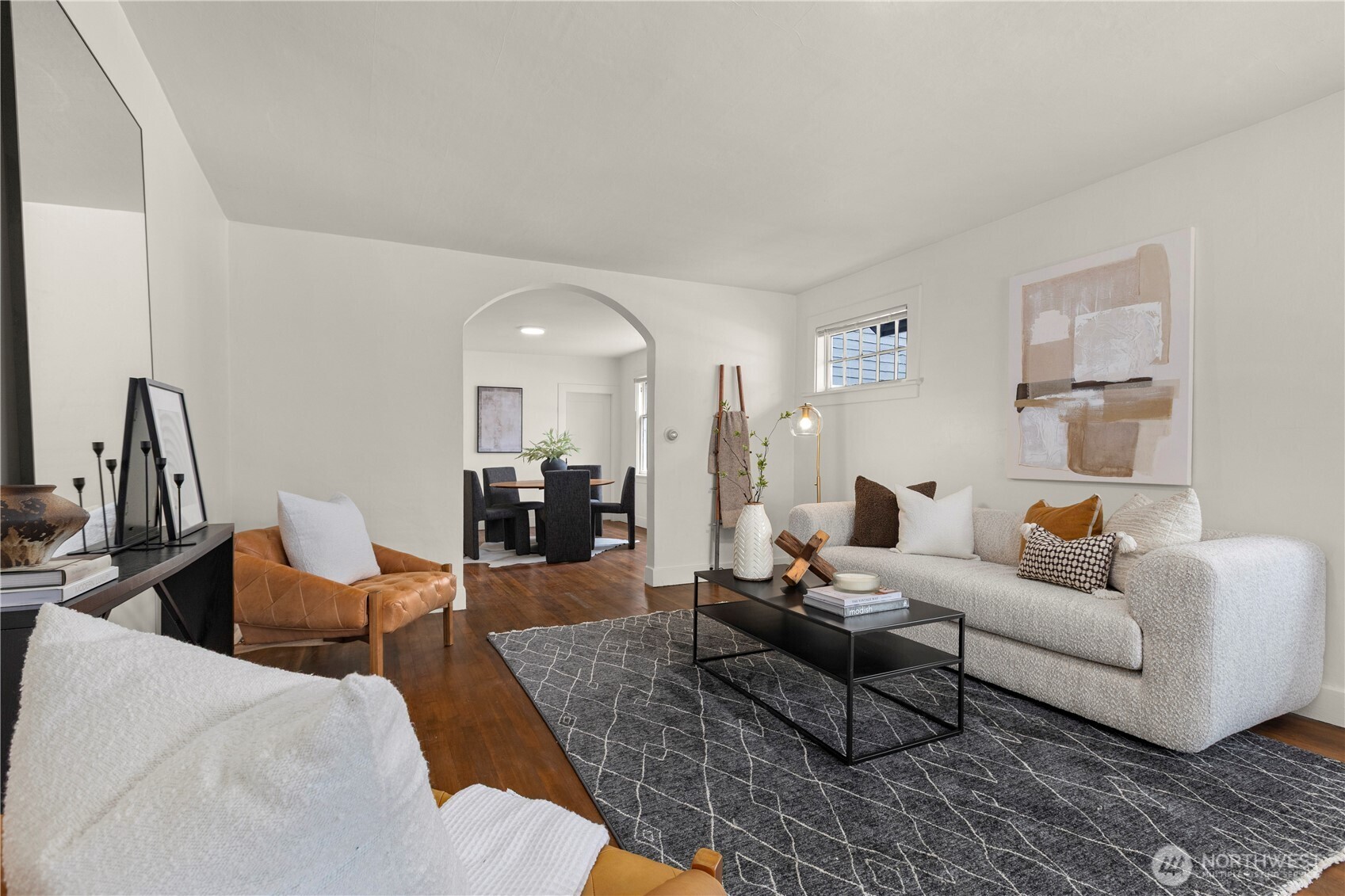 4746 Delridge Way SW