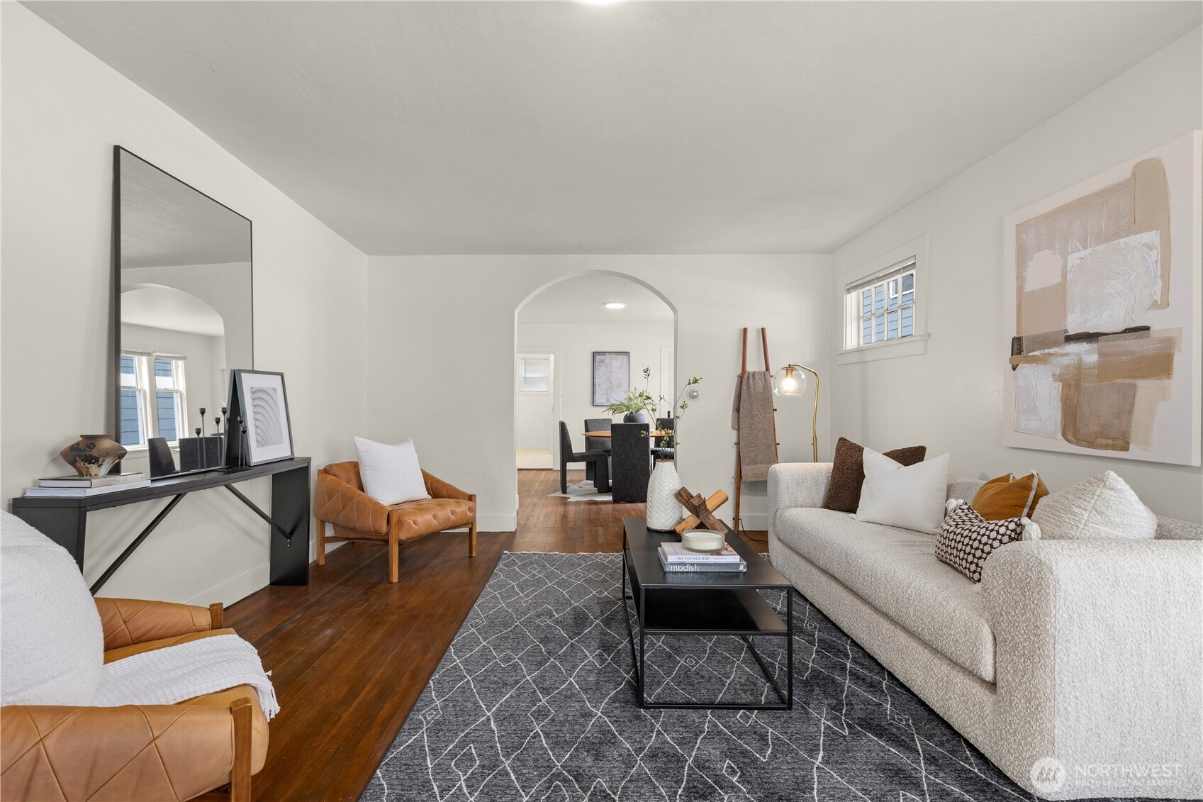 4746 Delridge Way SW