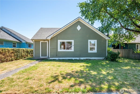 608 16TH AVE, LONGVIEW, WA 98632 - Image d21cc92bdebeb3bd166fbd01c824bcd1/1968569298