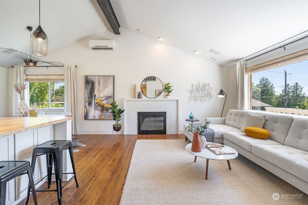 Photo of 5050 44th Avenue S, Seattle, WA 98118 (MLS # 2250647)