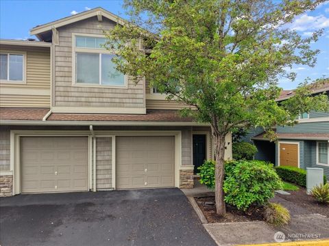 Photo of 6121 Hazel Avenue SE #E, Auburn, WA 98092 (MLS # 2530799)