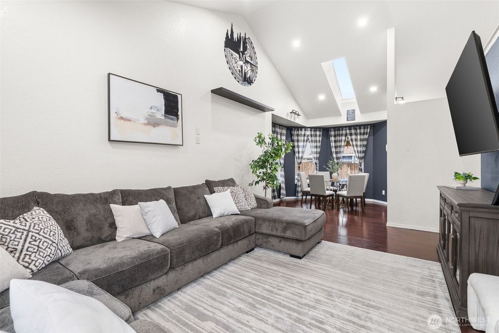 Photo of 6036 55th Ct Se Ct, Lacey, WA 98513 (MLS # 2494776)