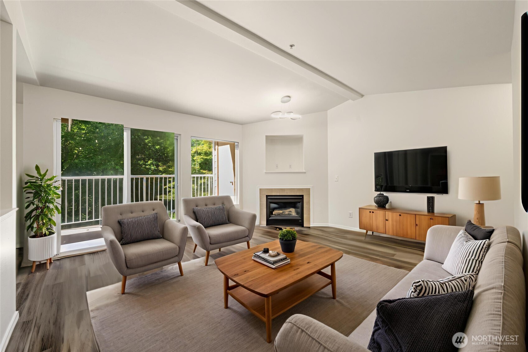 710 240th Way SE J302