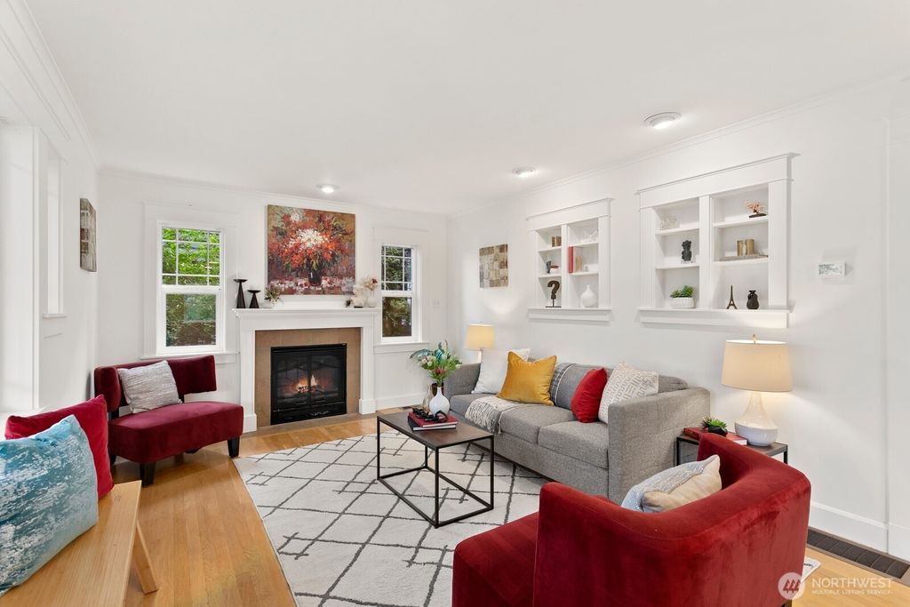 Photo of 3657 23rd Avenue W, Seattle, WA 98199 (MLS # 2336576)