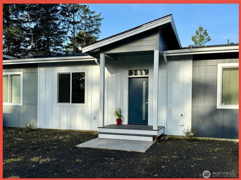 609 Sunset Avenue NE, Ocean Shores, WA 98569 - MLS#: 2355878