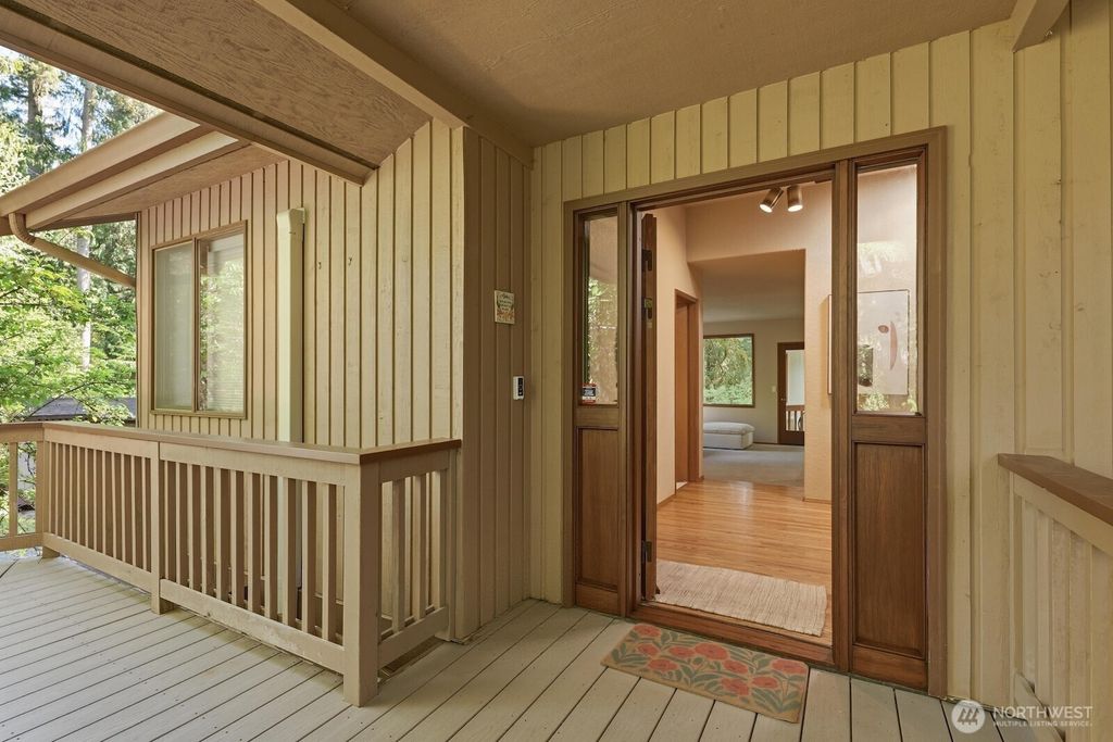 Photo of 19816 233rd Avenue NE, Woodinville, WA 98077 (MLS # 2520155)