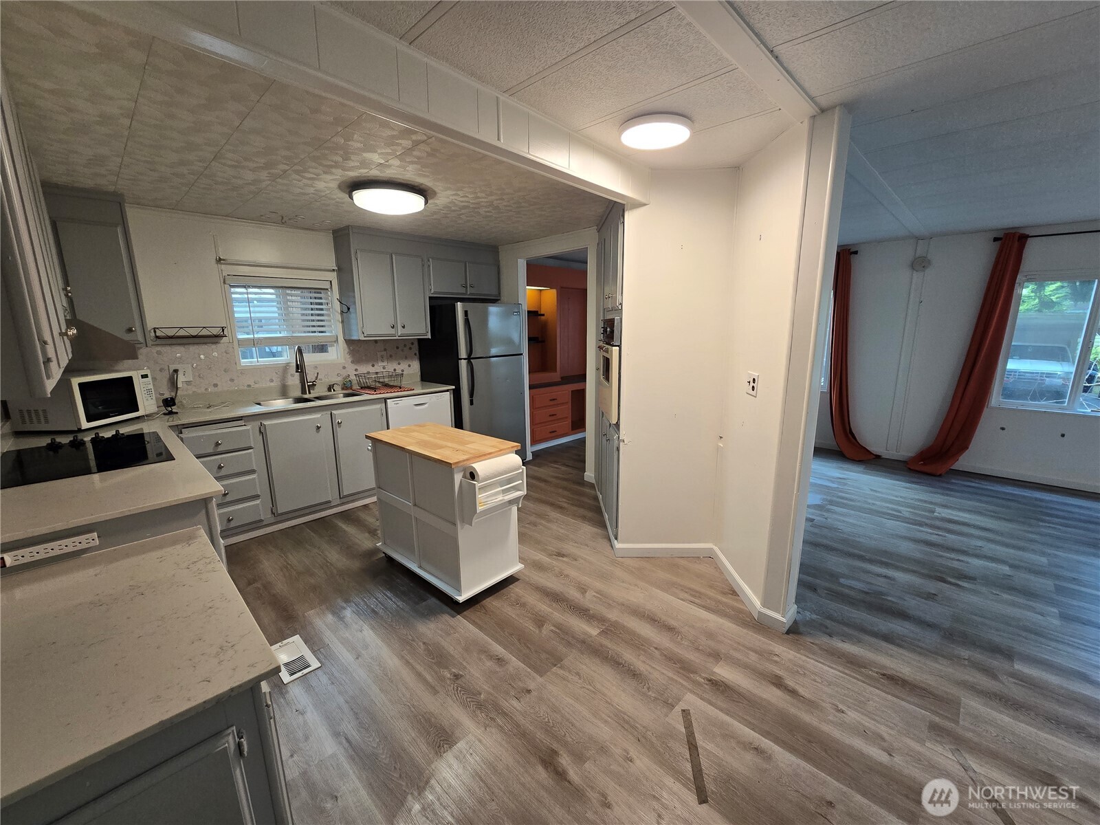 900 29th Street SE D-9