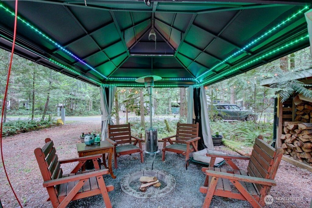 Photo of 201 Chanterelle Drive, Deming, WA 98244 (MLS # 2525355)