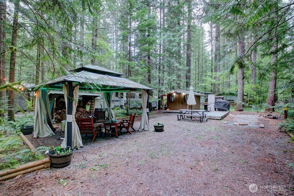 Photo of 201 Chanterelle Drive, Deming, WA 98244 (MLS # 2525355)