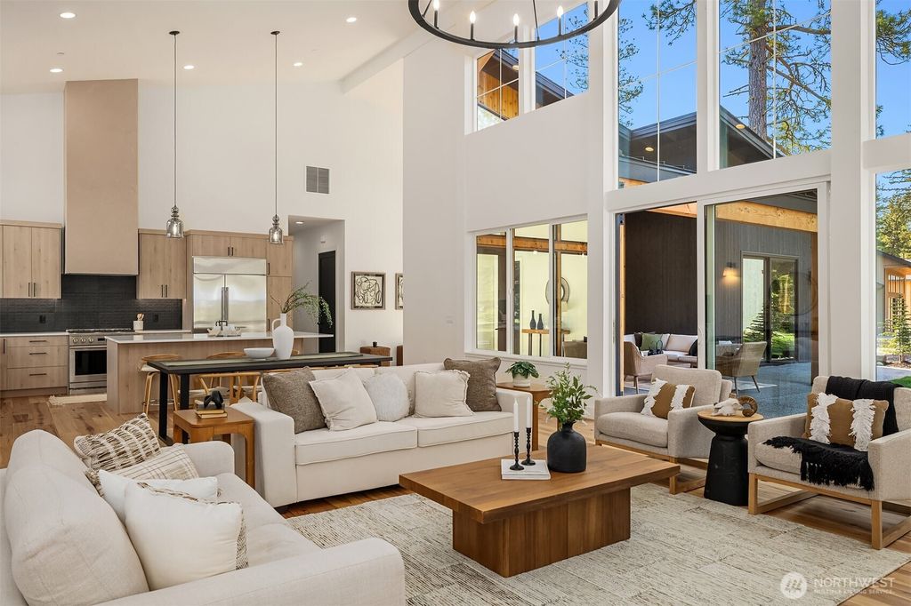 Photo of 1980 Wanawish Loop, Cle Elum, WA 98922 (MLS # 2495501)