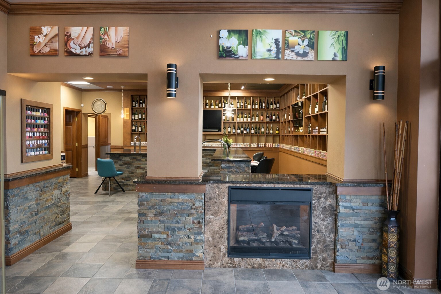 406 Baker Boulevard #100