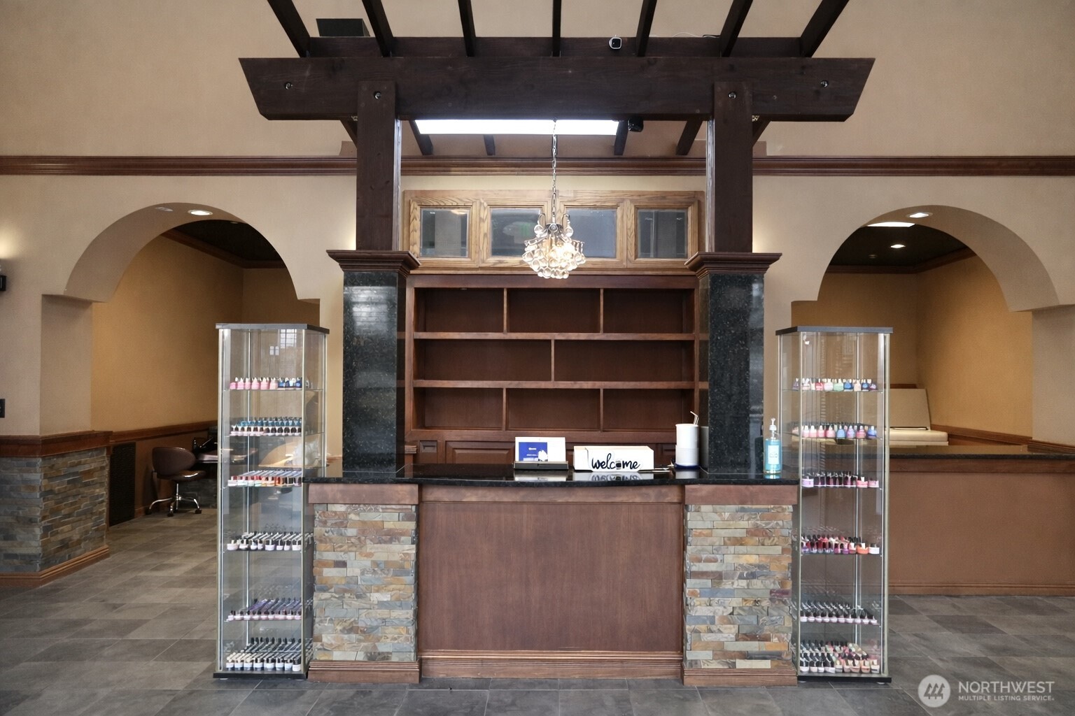 406 Baker Boulevard #100