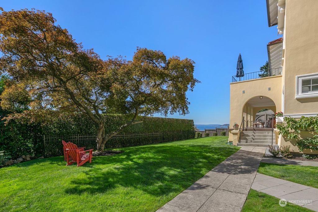 Photo of 5130 SW Waite St St SW, Seattle, WA 98116 (MLS # 2269468)