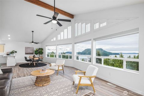 Photo of 2104 Highland Drive, Anacortes, WA 98221 (MLS # 2495023)