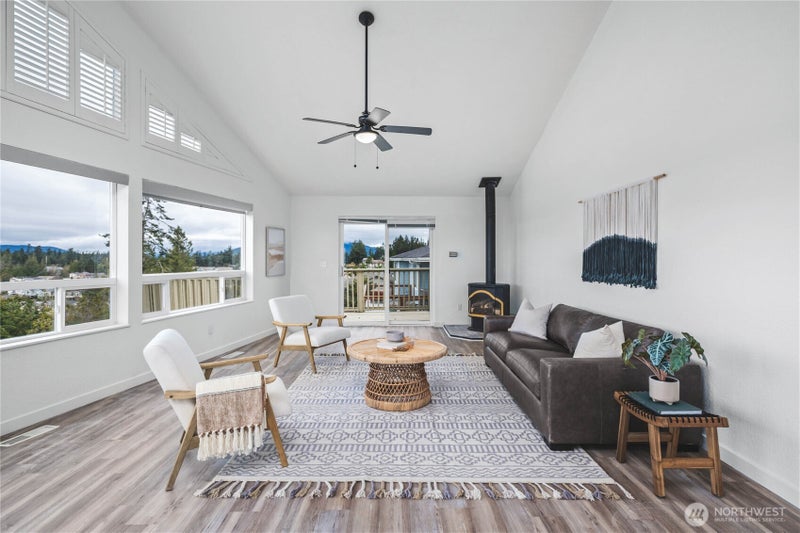 2104 Highland Drive