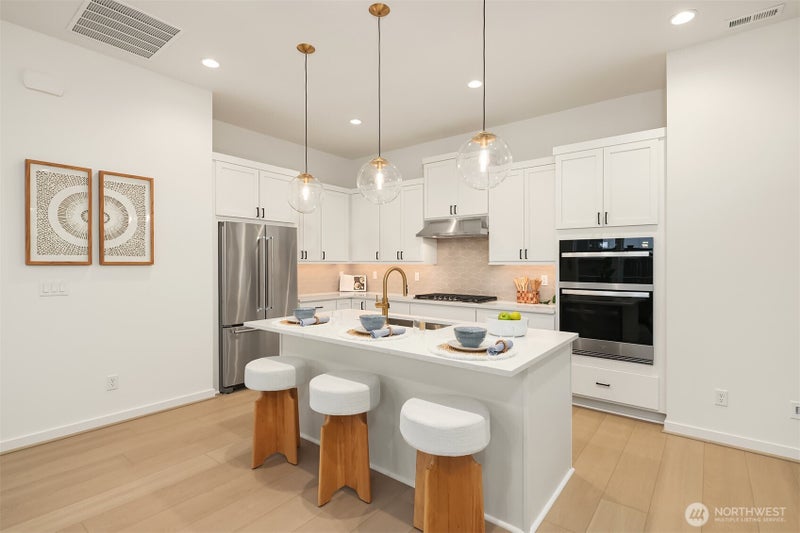 33970 Calla Lily Place SE