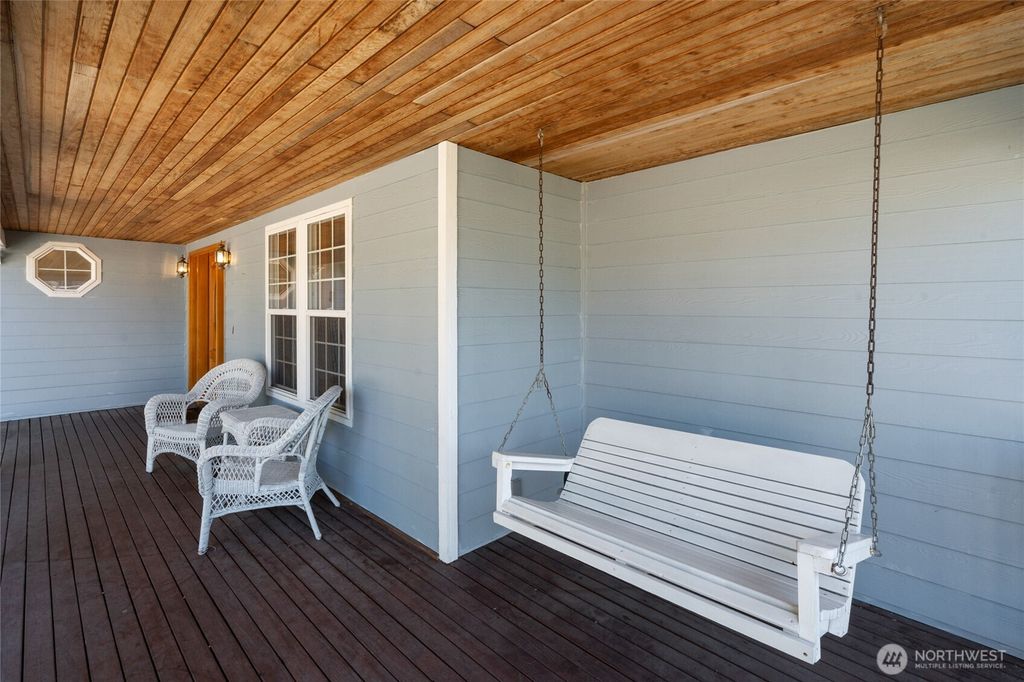 Photo of 3817 S 251st Street, Kent, WA 98032 (MLS # 2422971)